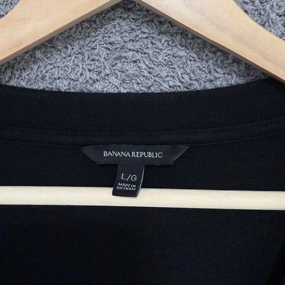 Banana Republic Relaxed Fit Luxespun Boxy V-Neck Top - Picture 9 of 11